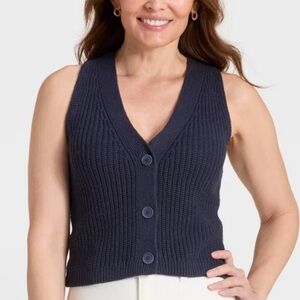 Universal Thread Women's Button-Front Sweater‎ Vest